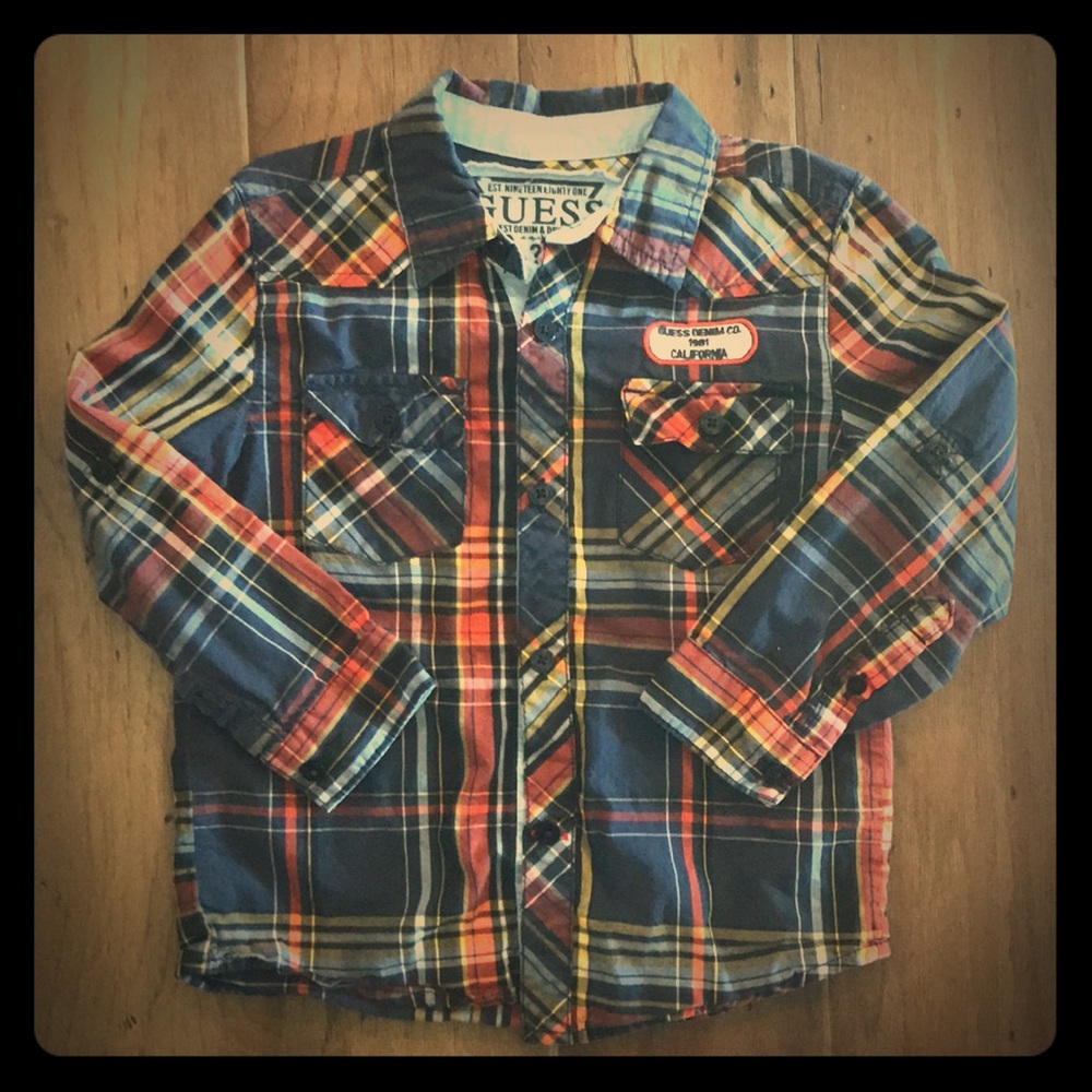 Super cute Guess boys button down! Great condition
